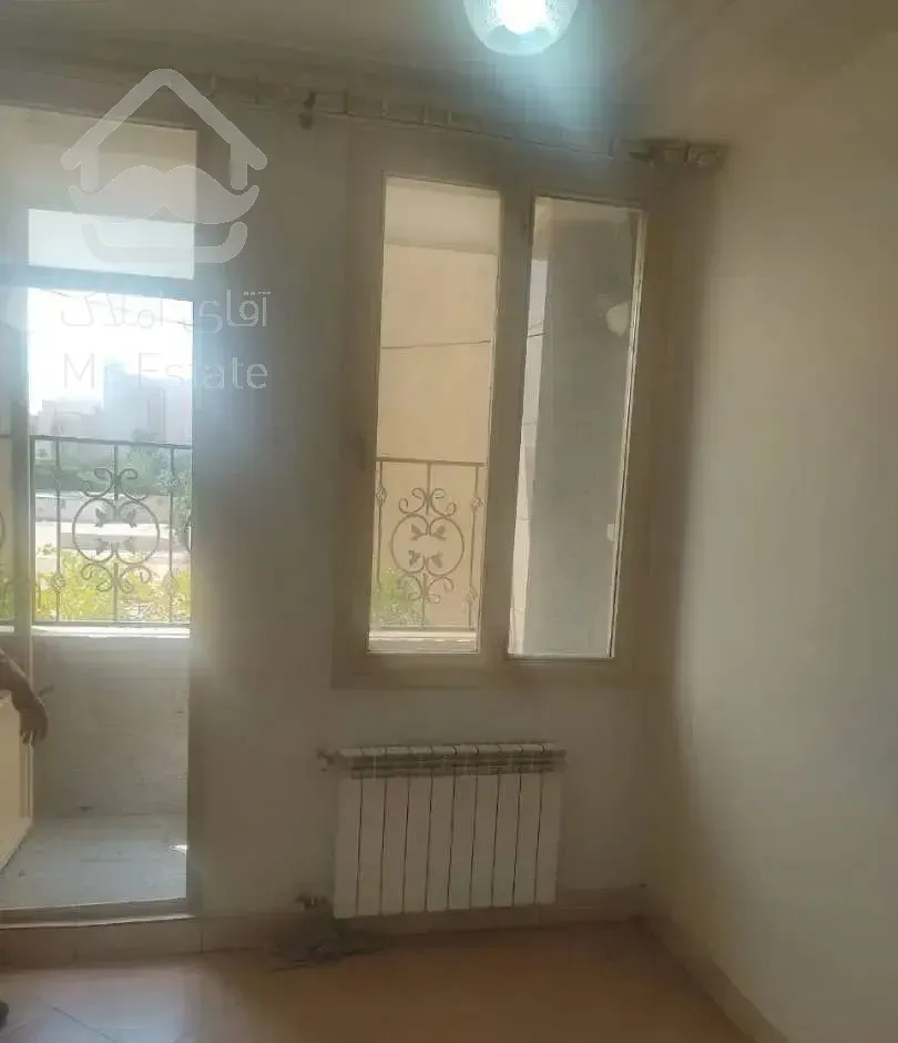 اجاره آپارتمان ۵۲ متری ۱ خوابه در تولید دارو