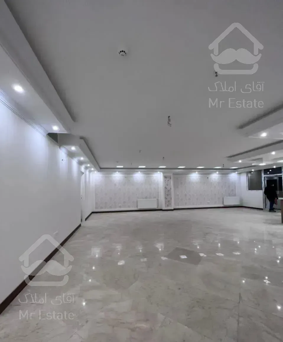 اپارتمان ۱۶۵ سه خوابه