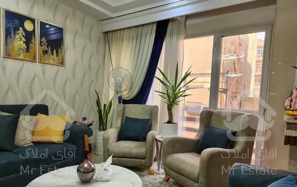 ۹۰متر دوخوابه فول امکانات شمال فاطمی