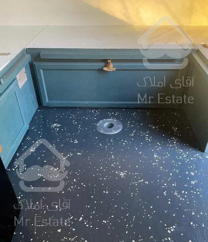 اجرای کفپوش اپوکسی و دیپسی و ترازو و عایق استخر