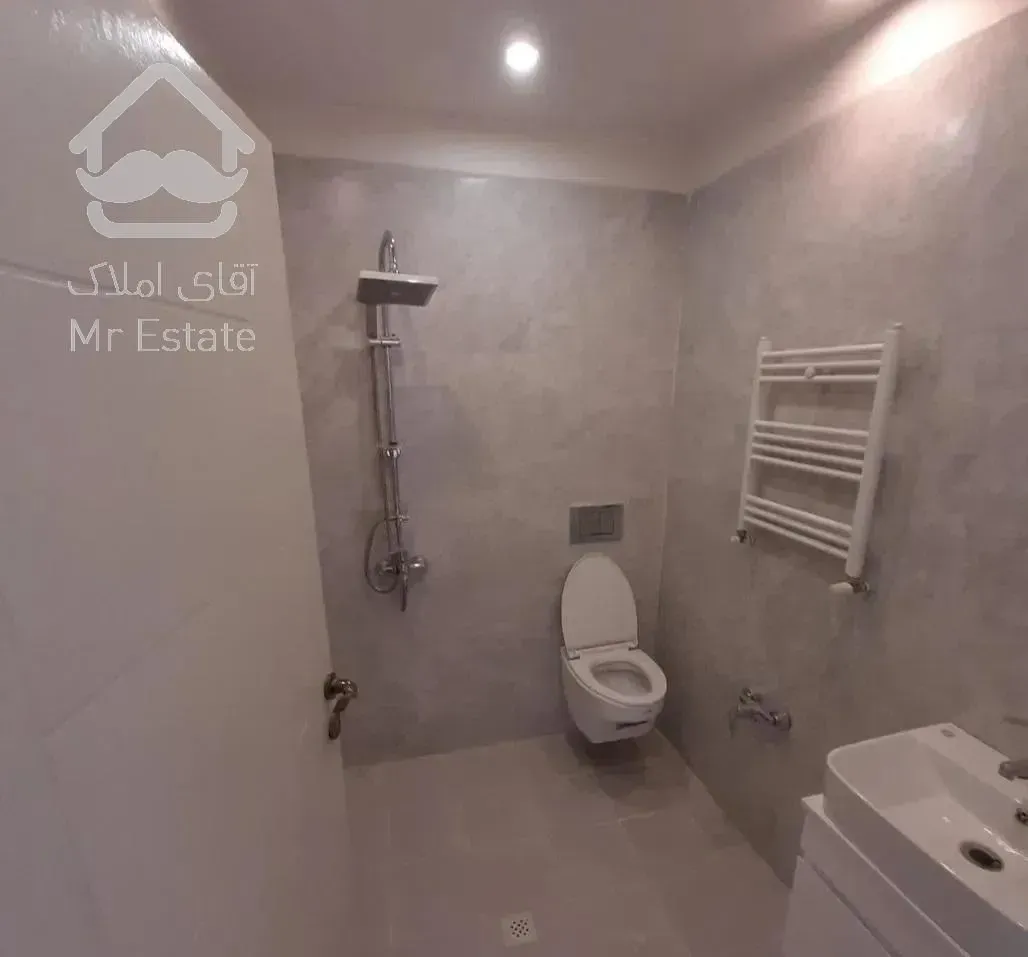 ۸۸ متر ۲ خواب ،۵ سال ساخت،فول امکانات