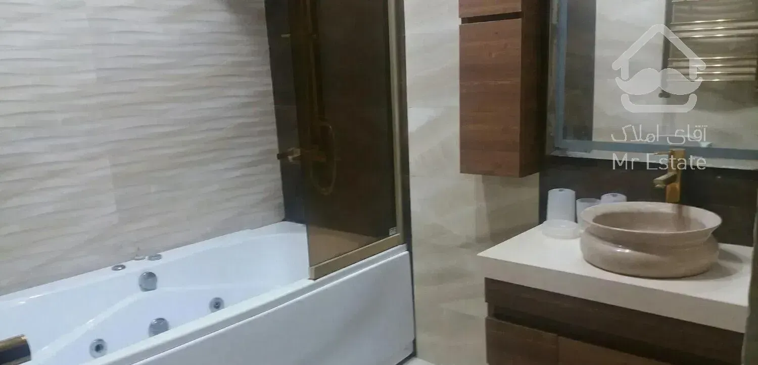 ۱۸۰متر میدان قبا