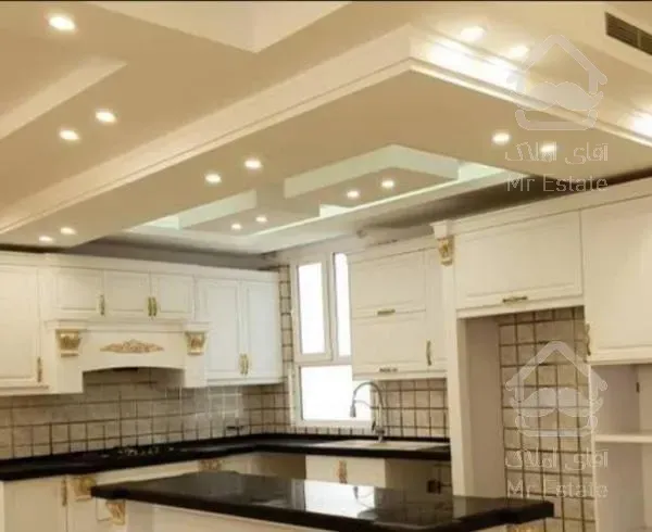 ۱۳۲متر دوخوابه نوساز تخلیه غرق در نور