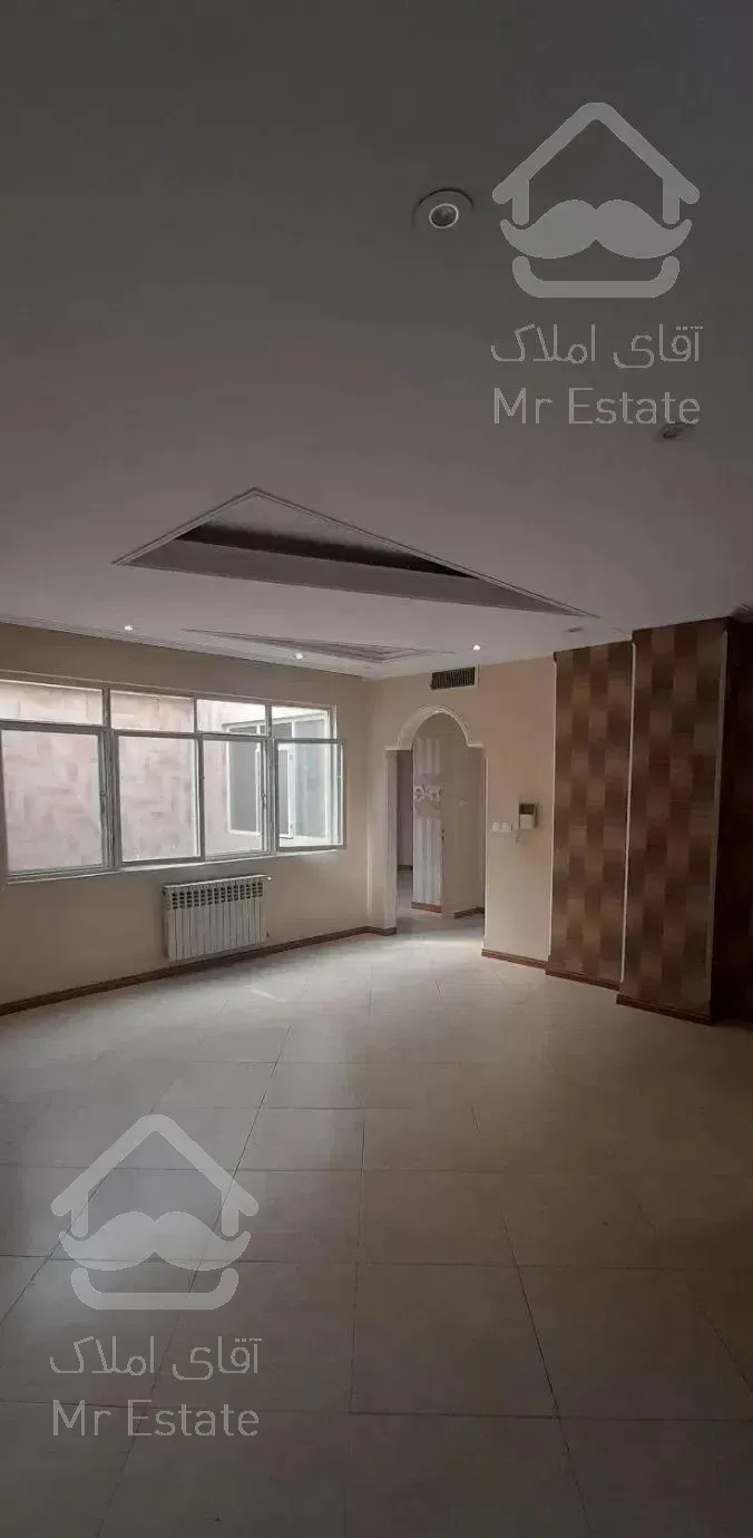 ۱۱۰ متر ۲خواب بازسازی شده   (پارکینگ انباری بالکن)