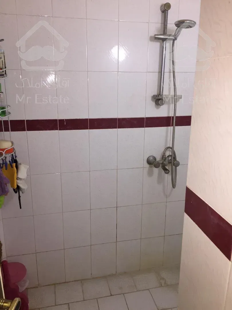 ۵۴متر .تکواحدی .هاشمی نرسیده به رودکی