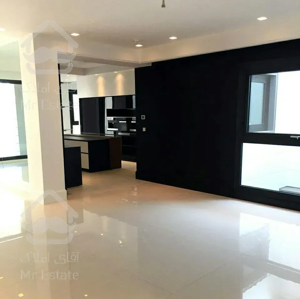 آپارتمان ٣۶٠ متری فرمانیه سنبل