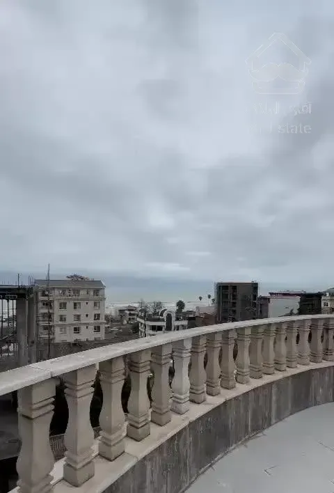 آپارتمان ۱۸۰متری، ویو دریا/بلوار امام رضا