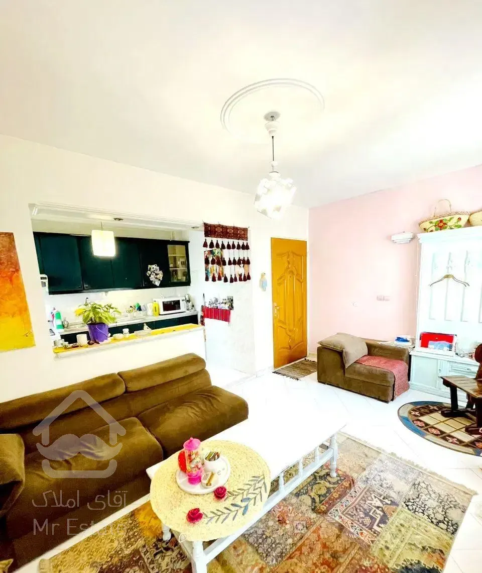 * ۵۰ متر خیابان رشت *