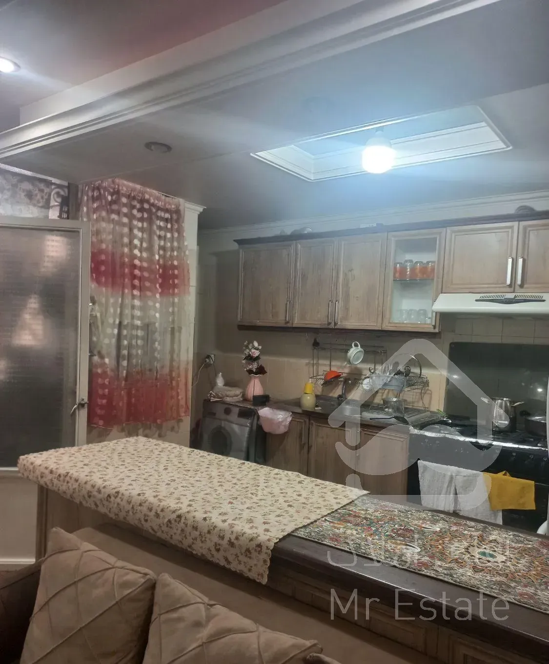 بهار شیراز  ۷۵  متر  فول امکانات