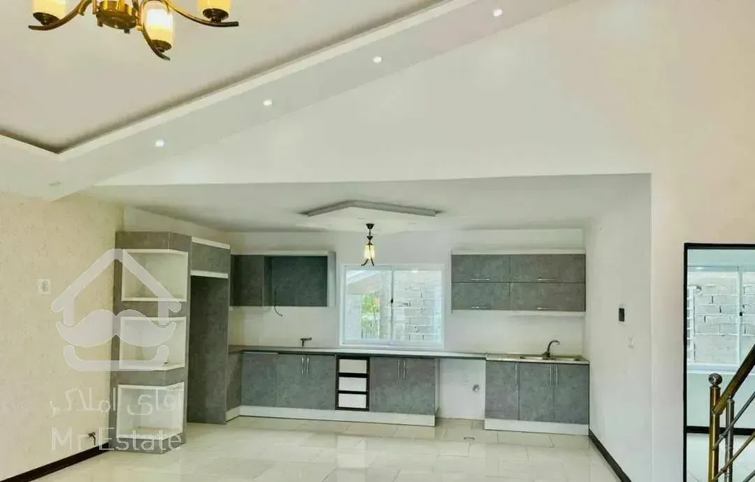 ۲۷۰مترویلانیم پیلوت سندارمحمودابادمنطقه تهرانینشین