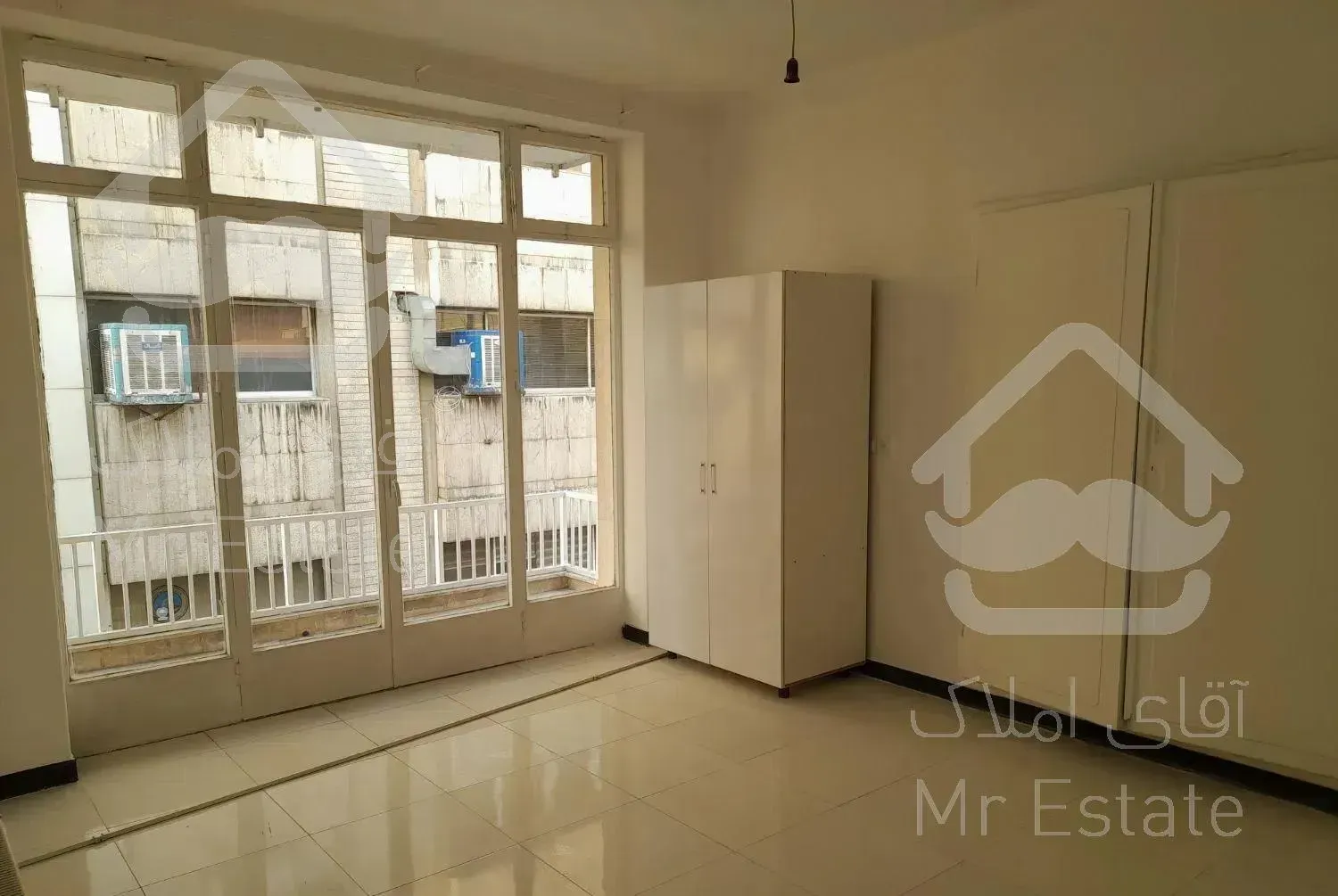 210 متر سه خوابه