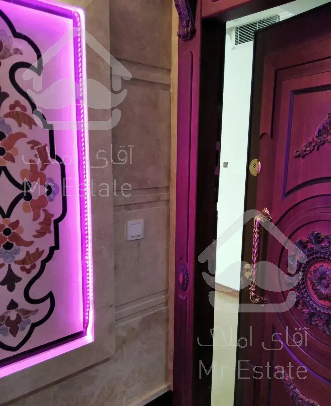 نوساز ۱۴۲ متری ۳ خوابه فلکه اول