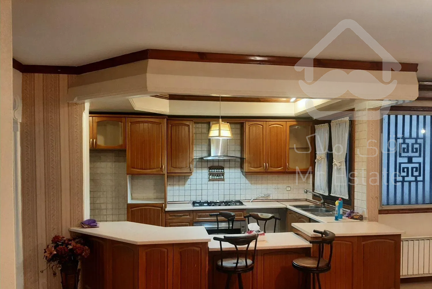 ۱۴۰ متر ۳ خواب( بلوار ارتش)