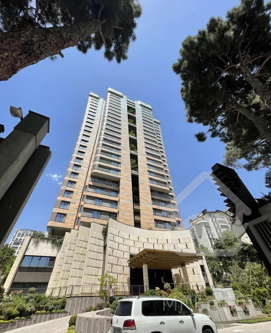 ۲۷۰ متر آپارتمان مدرن ‌با دید ابدی شهر/محمودیه