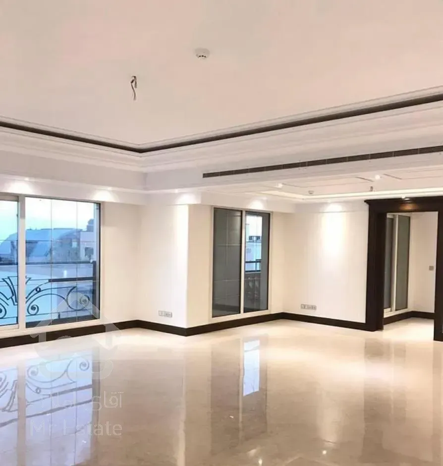 ۱۷۰ متر، سه خواب، نشاط ۹