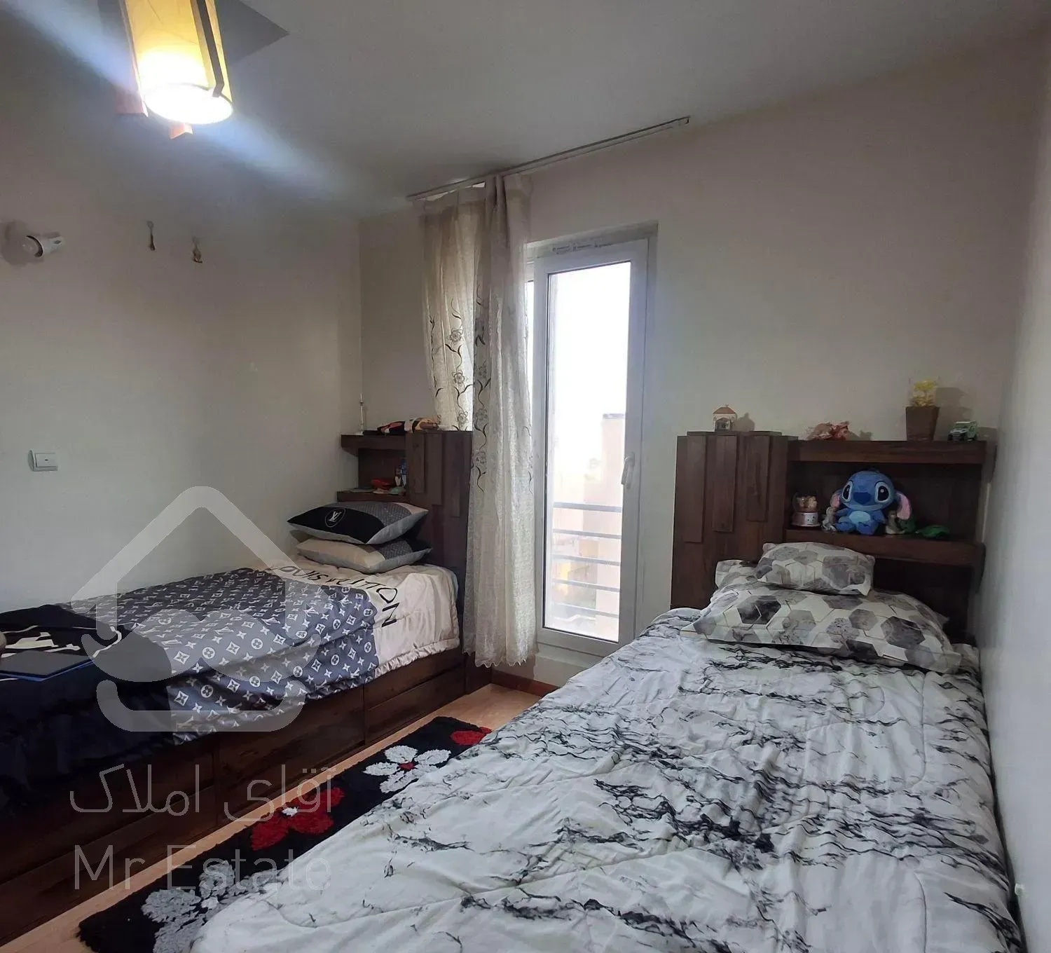 ۸۵ متری ۲ خوابه  تاپ لوکیشن منطقه