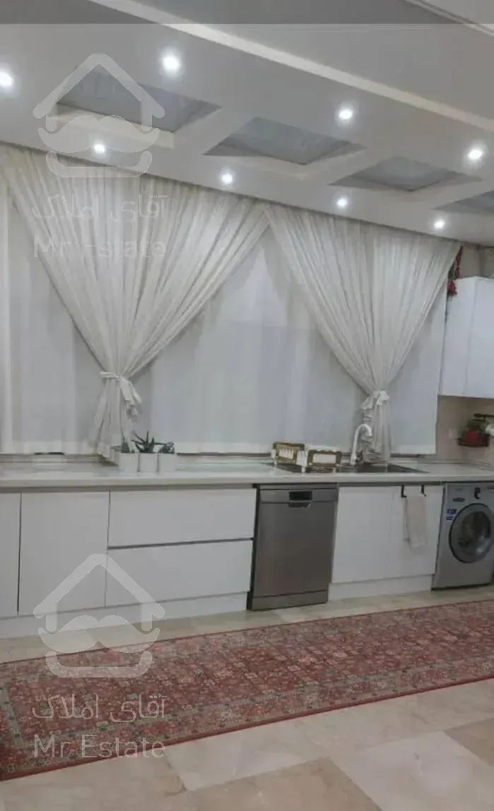 آپارتمان ۱۱۵ متر ،  بدون ایراد ، فرعی دنج