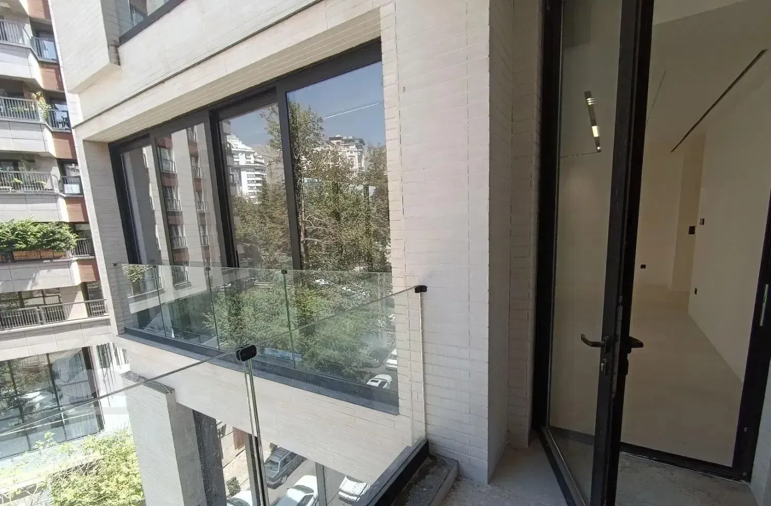 الهیه/۲۱۰متر/۳خواب مستر/برج باغ نوساز مدرن/فول