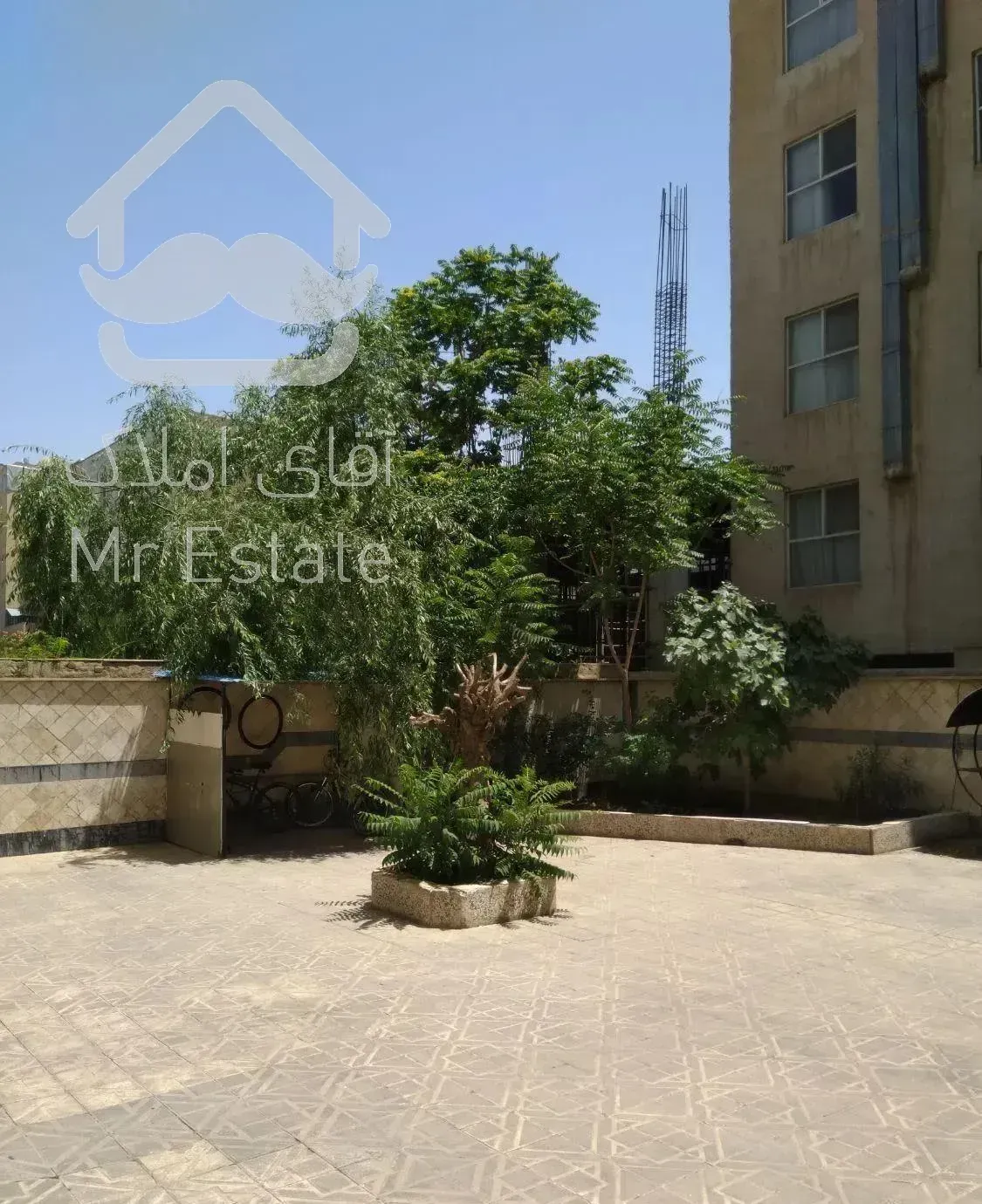 درختی ۸۳ متر دو خوابه سند تک برگ