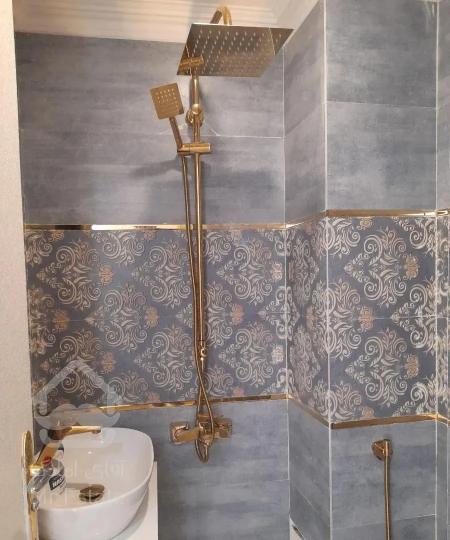 ۸۸ متر دو خواب عدل ( حیدری مقدم شرقی)