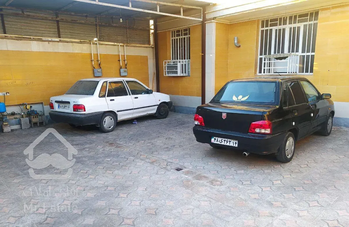 آپارتمان 4واحدی بالا راست