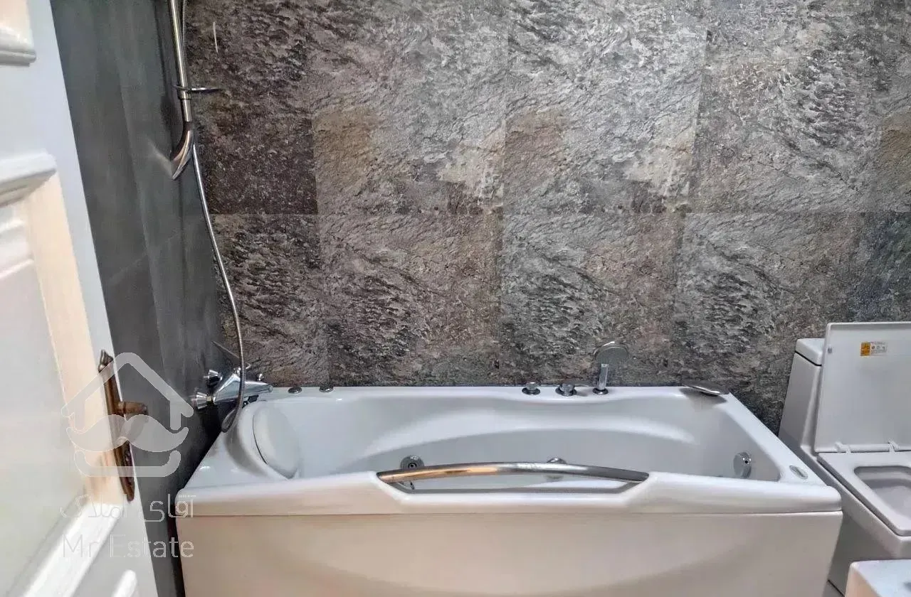 ۲۳۱ یک متر آپارتمان شیک نیاوران