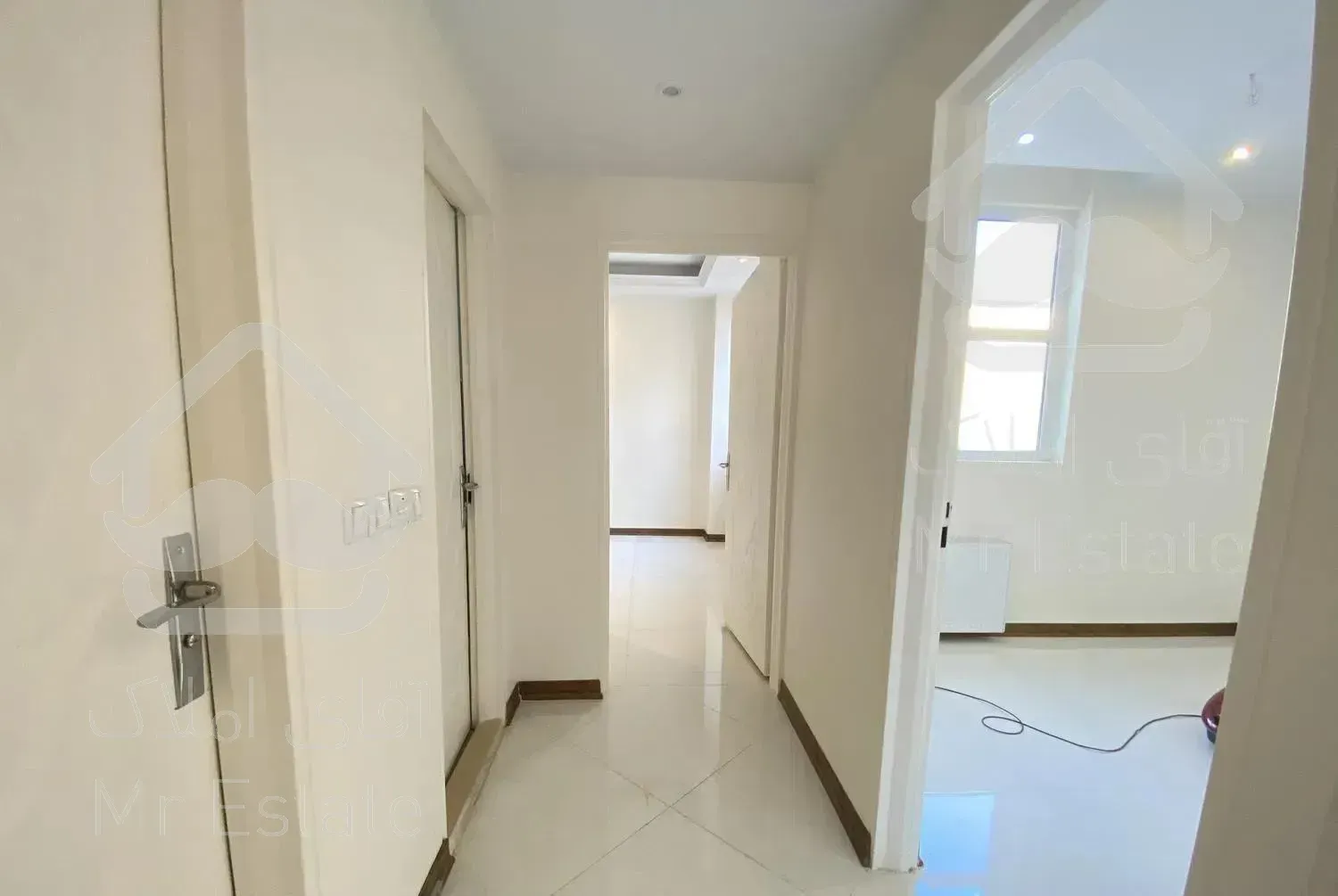 75 متر 2 خواب  نوساز  فول امکانات  پایان کار آماده