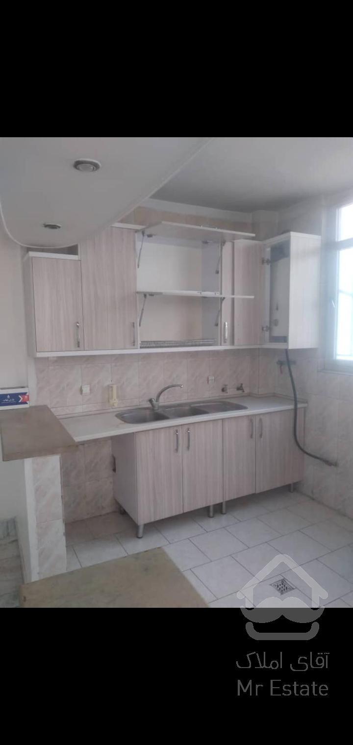 ۴۴متر، بازسازی شده، طبقه اول، انباری، دوکله نورگیر