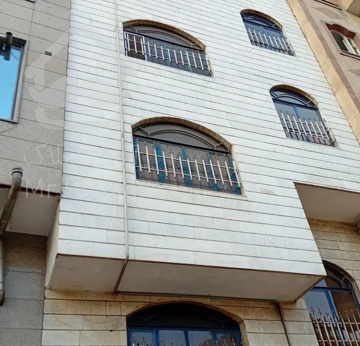 رهن آپارتمان ۶۳ متری ۲ خوابه در اسکندری