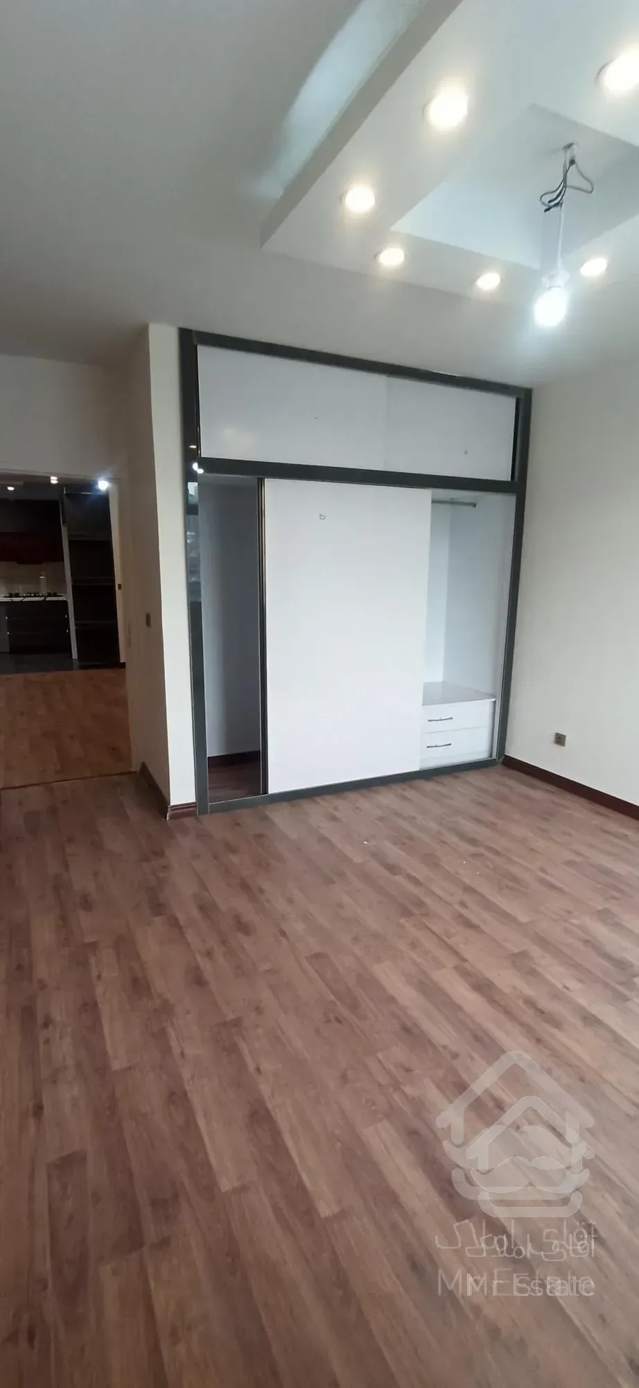 پرديس112 متر فول لاكچرى سندار ويو ابدى