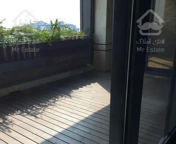 خرید و فروش آپارتمان مسکونی 249 متری فرمانیه شرقی