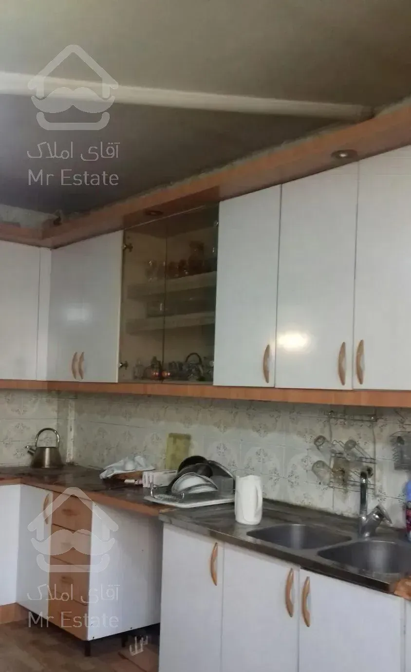 آپارتمان 180 متر 4 خواب