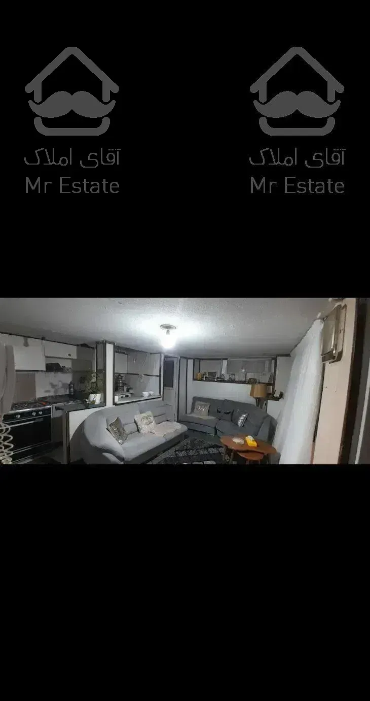 اپارتمان سند منگوله دار و دارای ۵ واحد میباشد