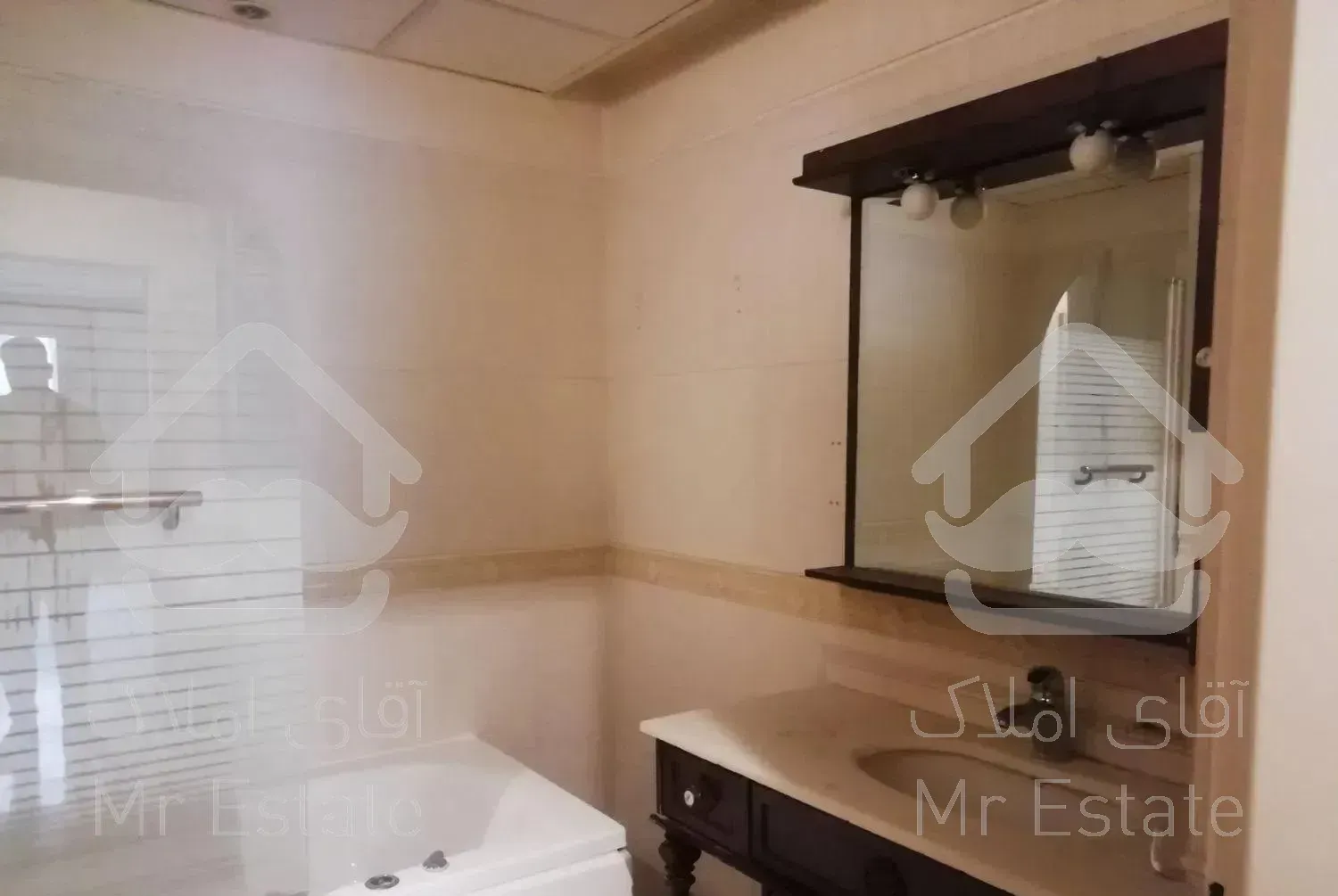 270 متر 3 خوابه نیاوران گلسنگ