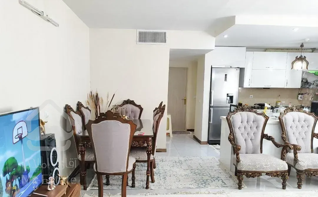 فروش واحد صنایع دفاع جدید/پارکینگ دار و جنوبی