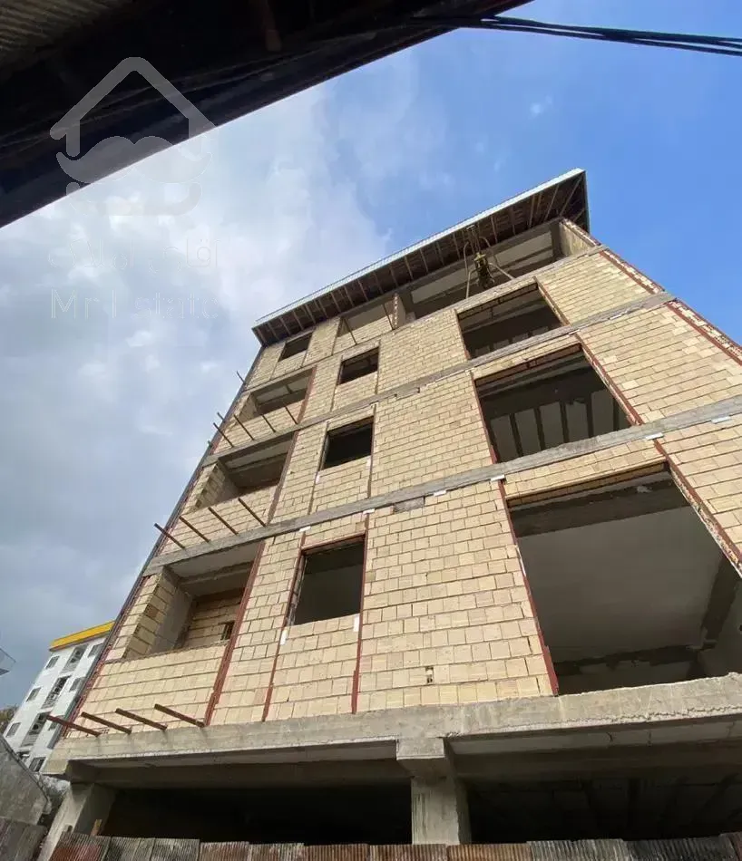 ۹۵متری ۱۰۵متری تختی سندساز