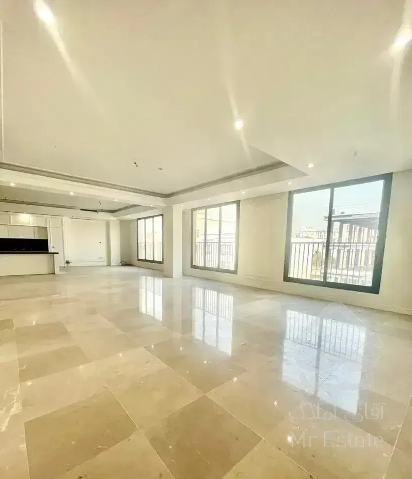 اجاره آپارتمان تاپ لوکیشن پاسداران ۳۴۰متر/۳پارکینگ