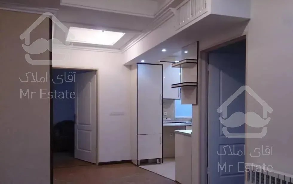 واحد ۱۱۵ متری برج  رومنس حکیم منطقه چیتگر