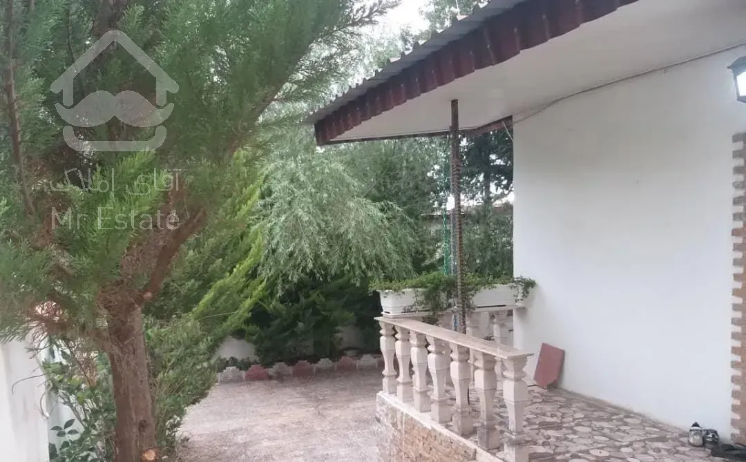 ویلا خودچالوس لوکیشن جنگلی با جکوزی