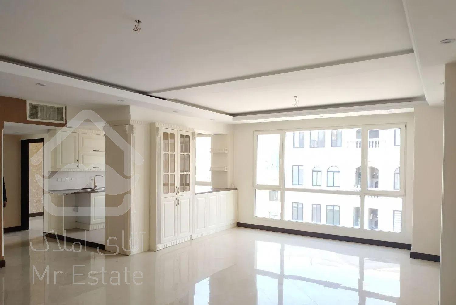 ۸۲متر،سالن پرده خور ،بازسازی کامل،معاوضه