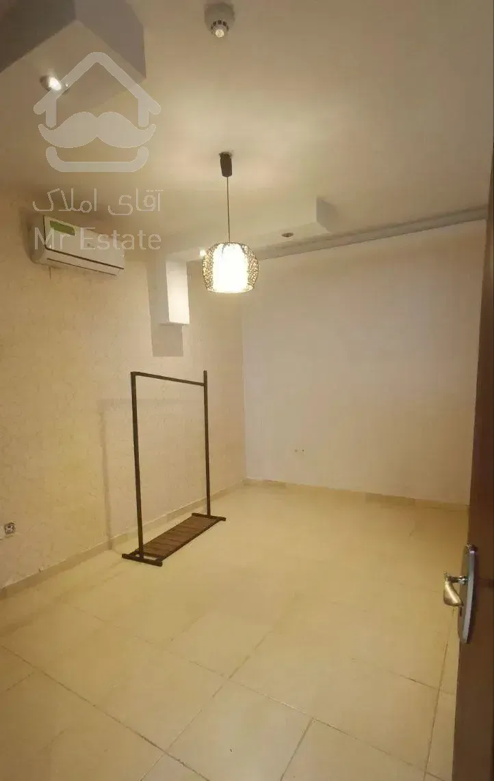 ۱۰۰مترفول امکانات بسیار تمیز و دلباز لوکیشن لادن۱۴