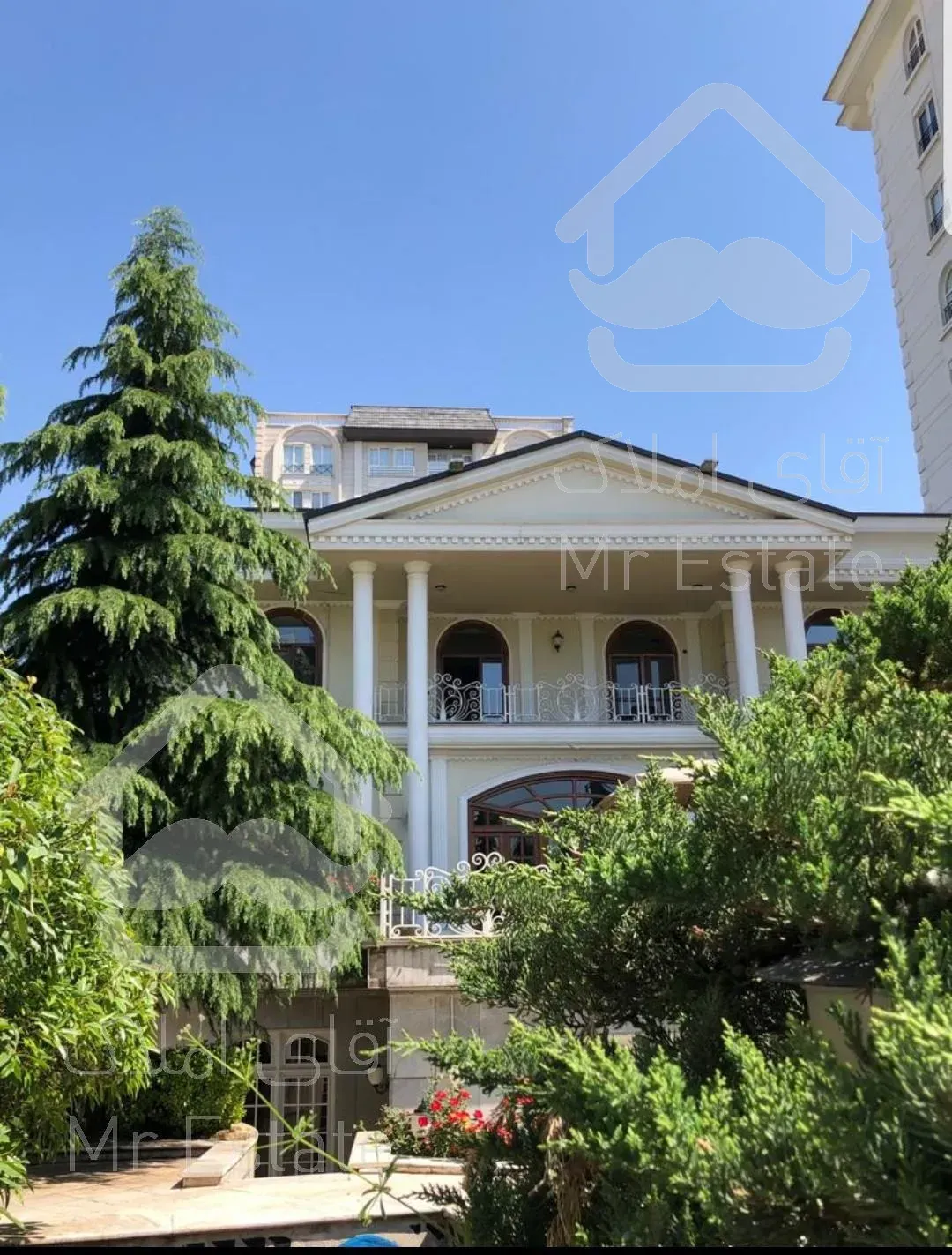 ۱۴۰۰متر باغ ویلا تریبلکس سوپر لاکچری