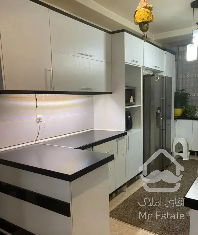 آپارتمان 95 متری 2 خواب فول امکانات تاجداری