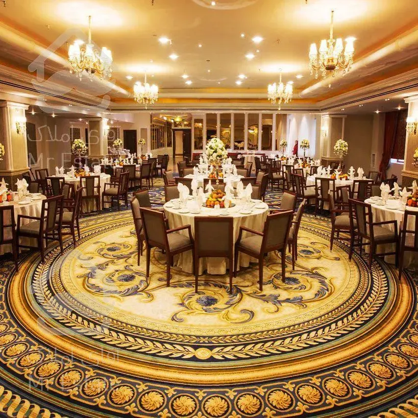 هتل پنج ستاره (فول امکانات)