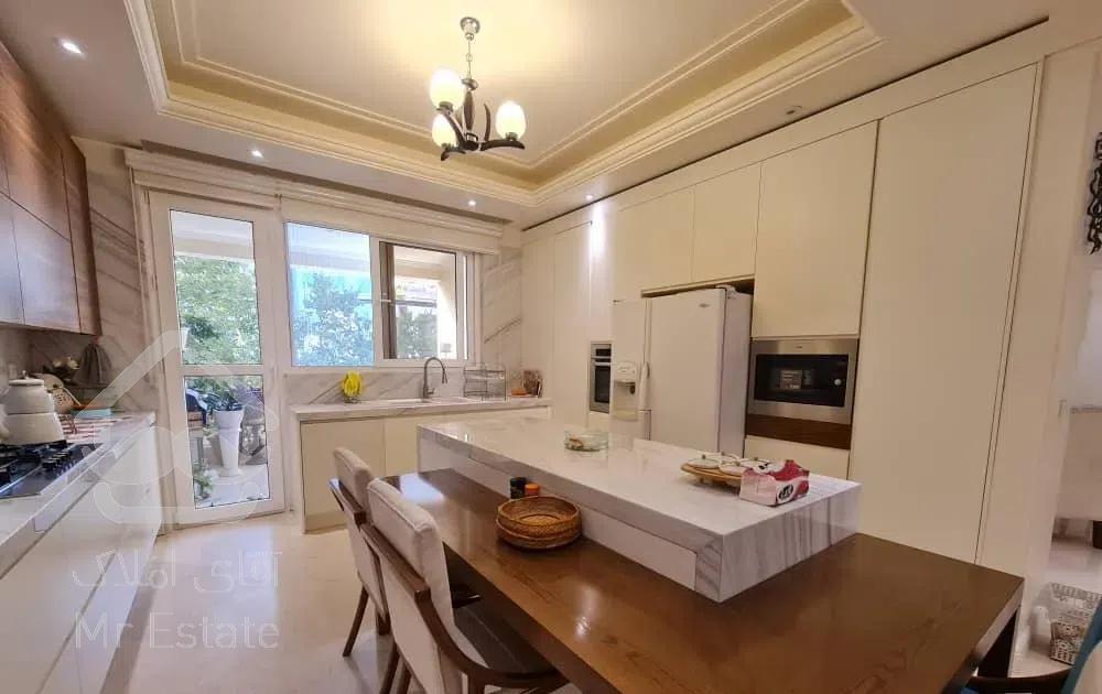 باغ فردوس ۳۲۳متر ۴پارکینگ سندی