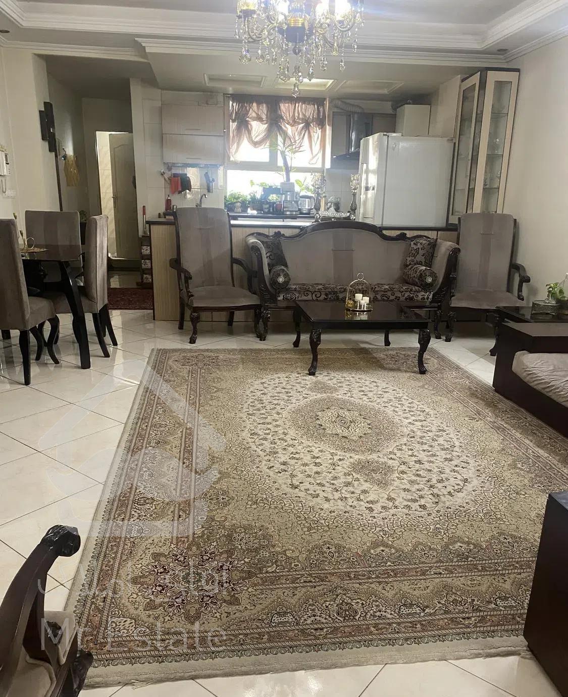 ۷۴متر ۲خوابه فول امکانات /تقاطع ۱۳۳