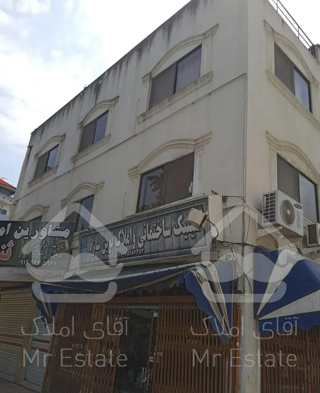 آپارتمان  واقع بلوار ساحلی در جایی آرام و زیبا