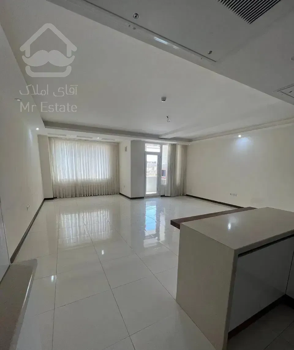 آپارتمان ۱۰۰ متری دوخواب آزادشهر غرق نور