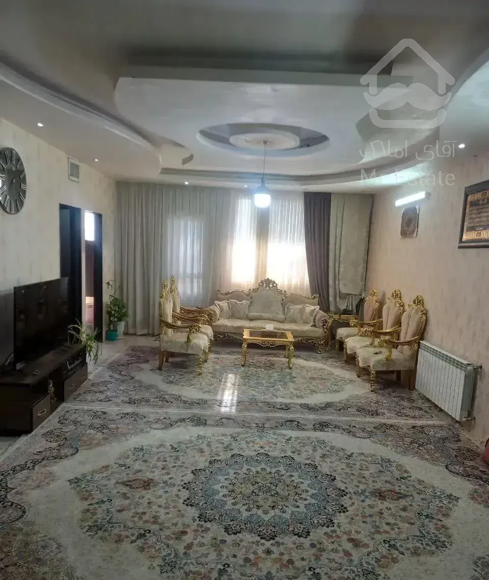 ۶۶ متر طبقه اول روی حاشیه