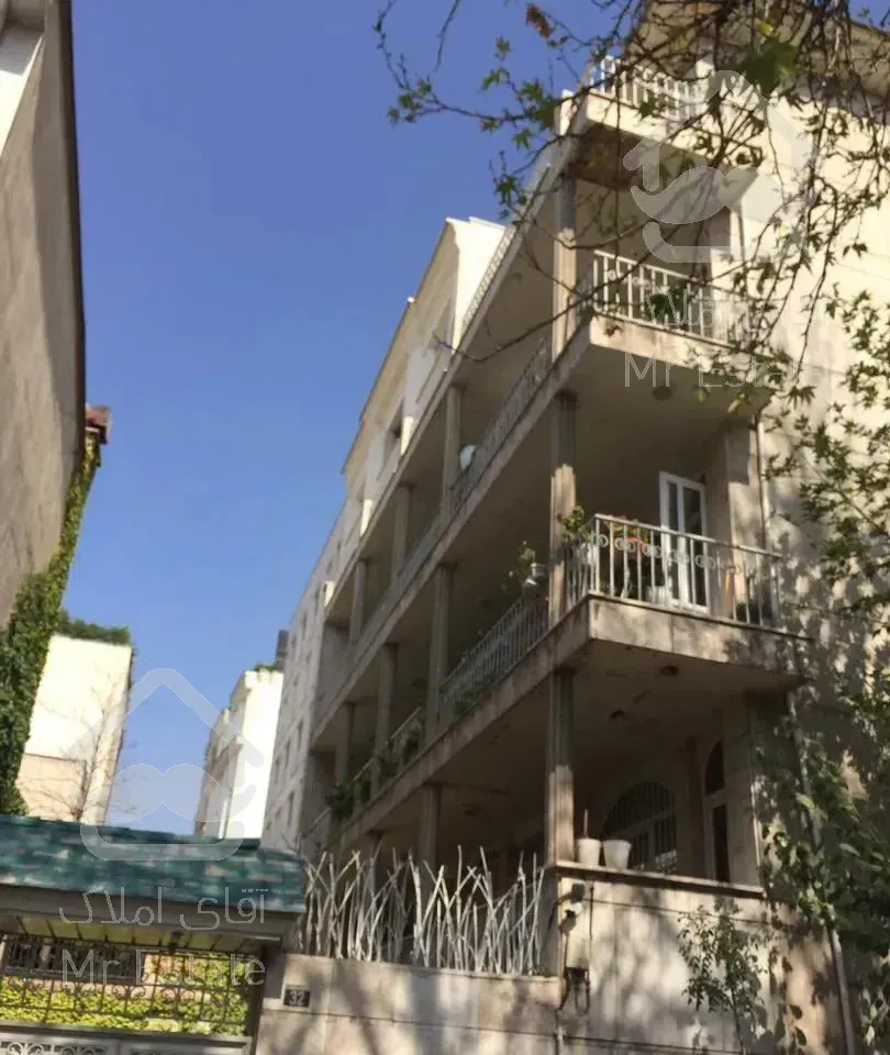 ۳۰۰متر جمشیدیه نیاوران